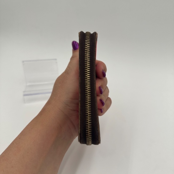 Louis Vuitton Limited Edition  Stephen Sprouse Zippy Wallet - Picture 6 of 12